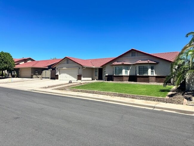 Photo - 923 N 59th St Casa