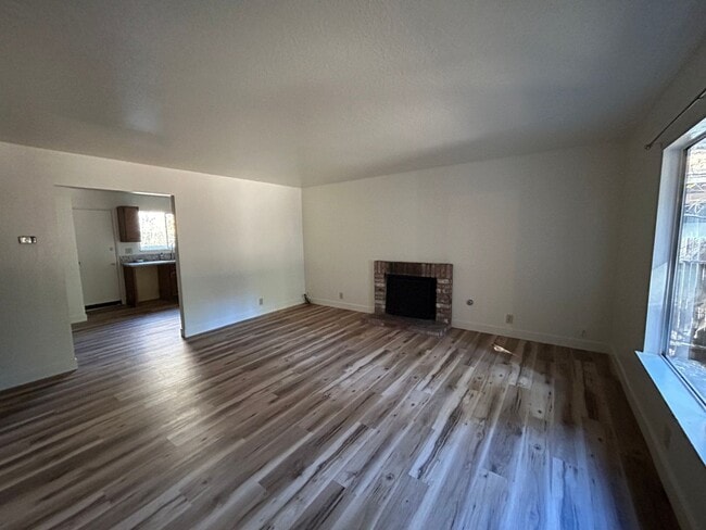 Photo - 2513 Ponderosa St Unidad #3