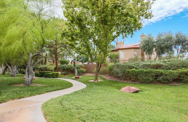 Photo - Cute 2 Bedroom Condo with 2 Car Garage located in a Guard Gated Community in Green Valley!