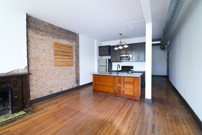 Photo - 2611 Short Vine St