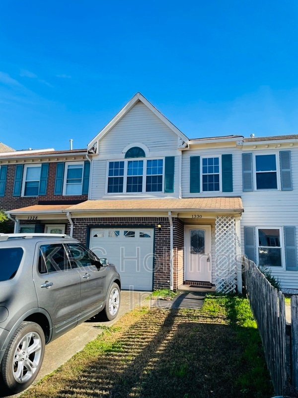 Building Photo - 1330 Rica Ct