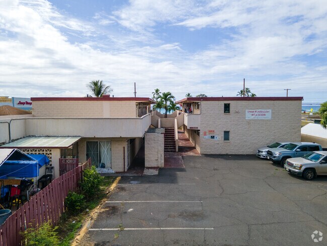 Photo - Makaha Villas