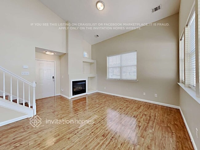 Photo - 881 Windcroft Cir NW