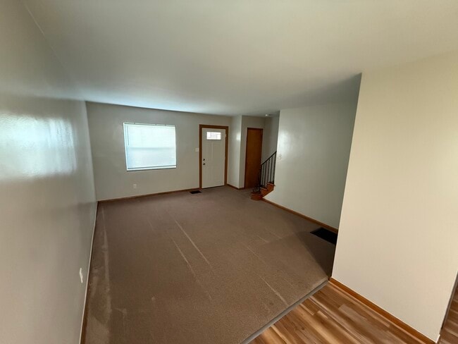 Photo - 3166 Sullivant Ave