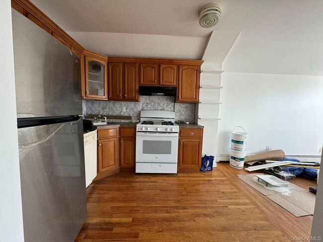 Photo - 45-55-55 162nd St