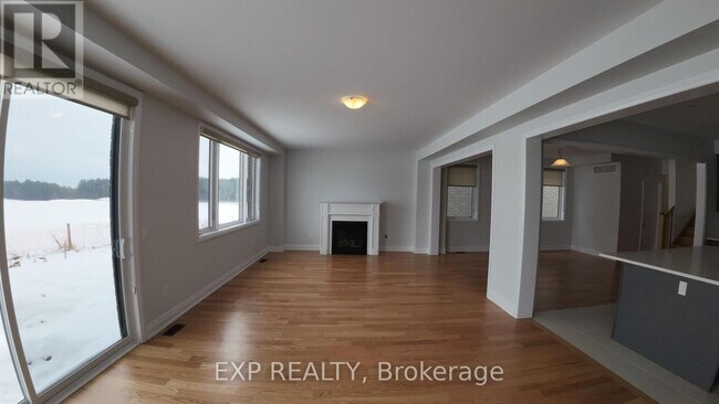 Photo - 913 Knights Ln