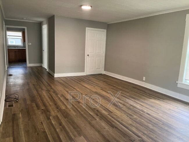 Photo - 304 E Park St