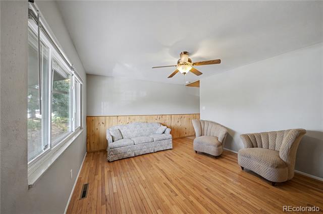 Photo - 806 Paradise Ln