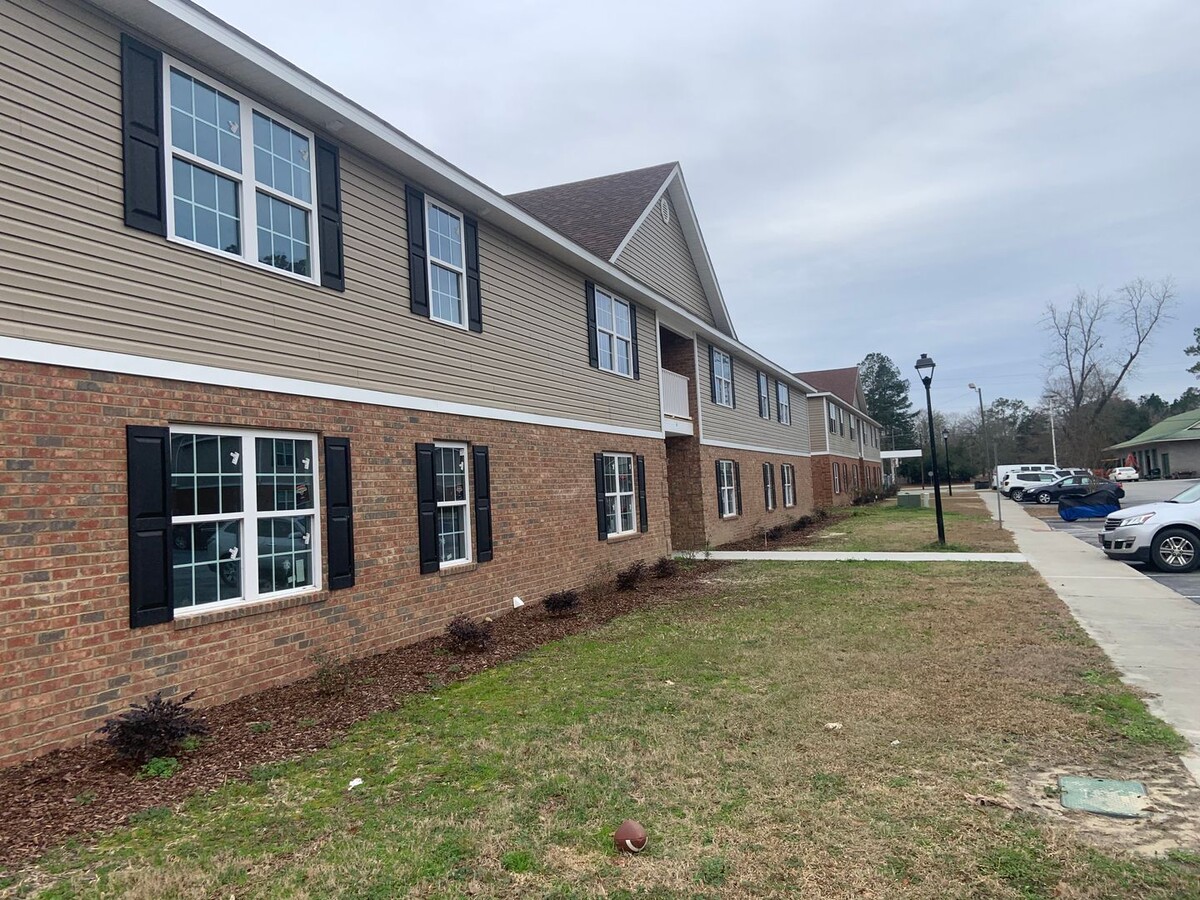 Old Mill Apartments - Old Mill Apartments