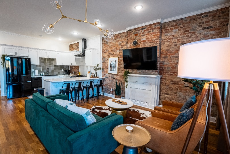 Photo - 836 Marshall St