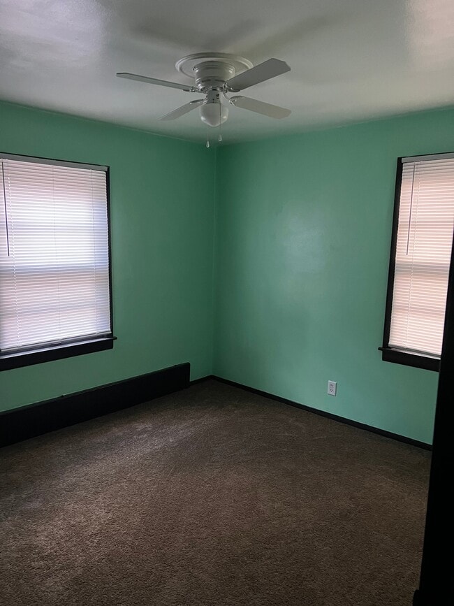 Photo - 4702 N 44th St Unit 4702 N 44th st