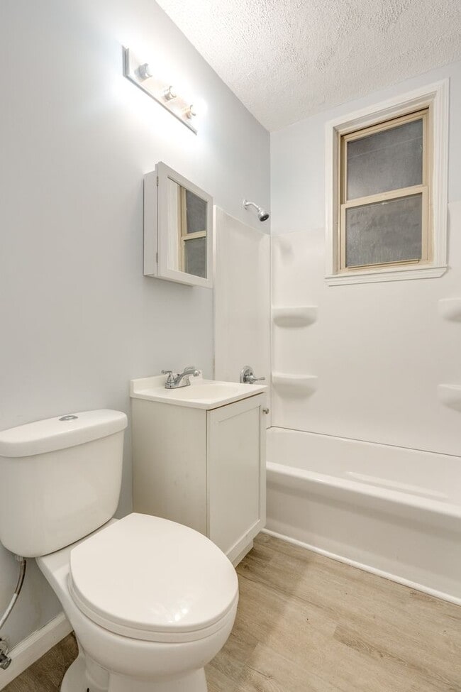 2840 S Moreland Blvd Unidad 2