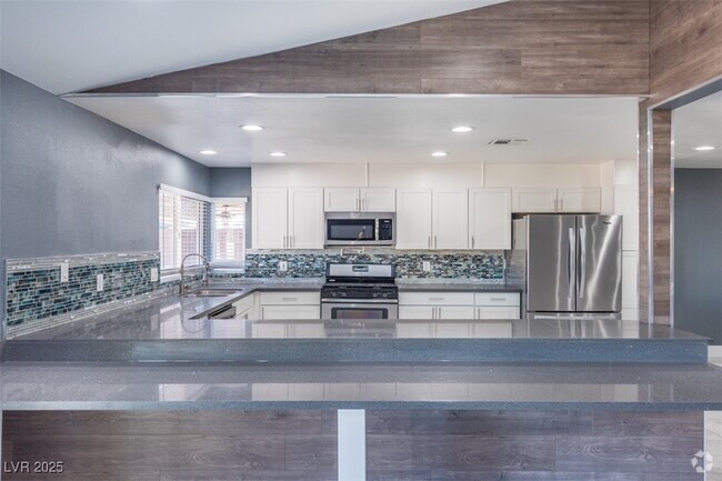 Building Photo - 4200 Butterfield Way Rental