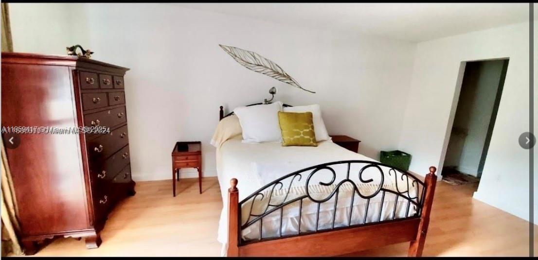 Photo - 2350 NE 135th St Unidad 212