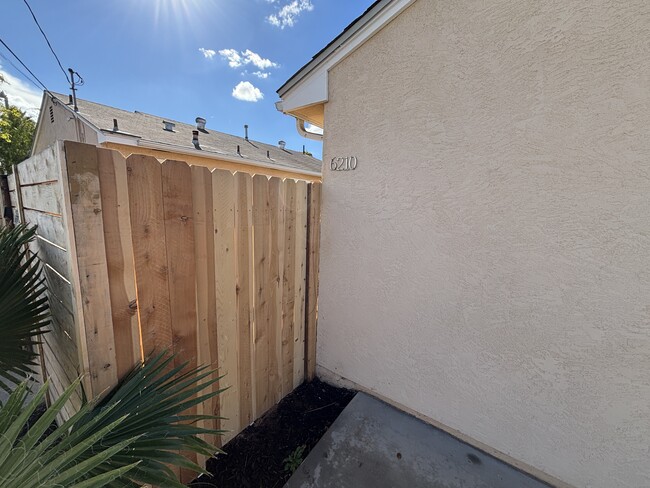 Photo - 4948 Twain Ave Casa