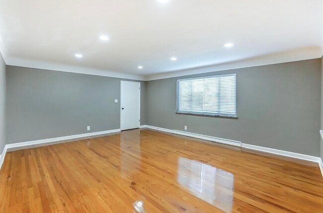 Photo - 4936 Kelsch Ln Unit #1