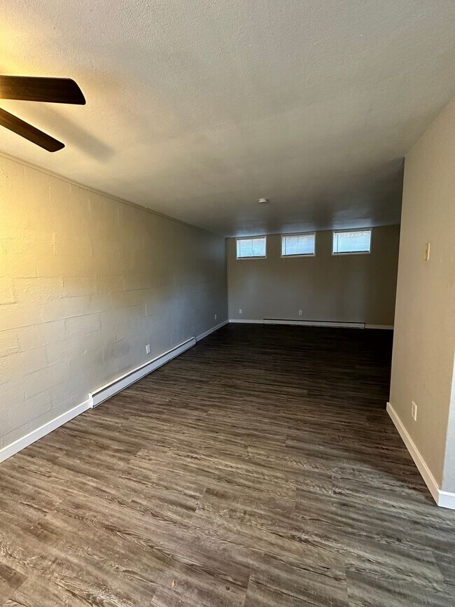 Photo - 420 Tinkler/509 Perrin-SHILO Unit 509 Perrin #3