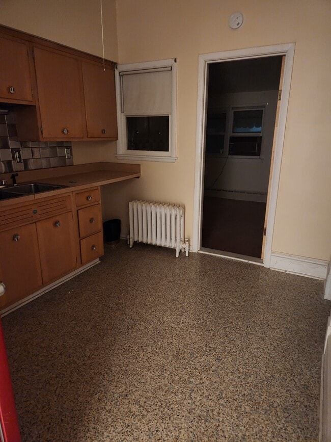 Photo - 13 S Marshall St Unit Second Floor