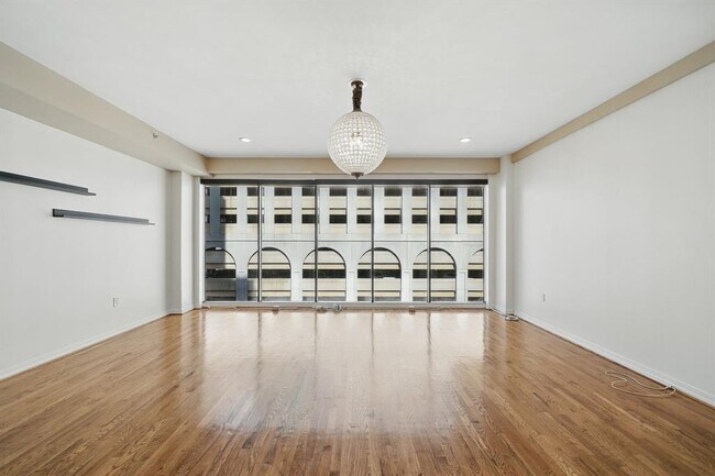 Photo - 917 Main St Condo Unit 1005