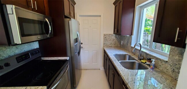 Photo - 1304 NE 16th Ave