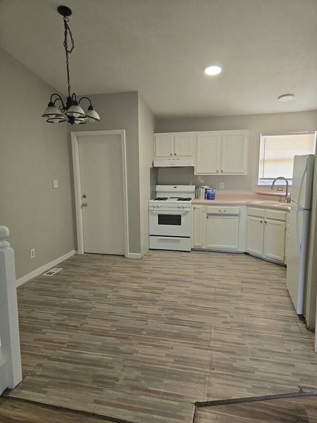 Photo - 11042 Amburg Ct