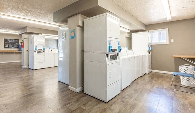 24 Hour Laundry Services