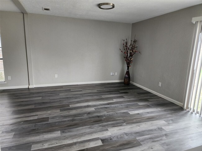 Photo - 17307 S Yorkglen Dr