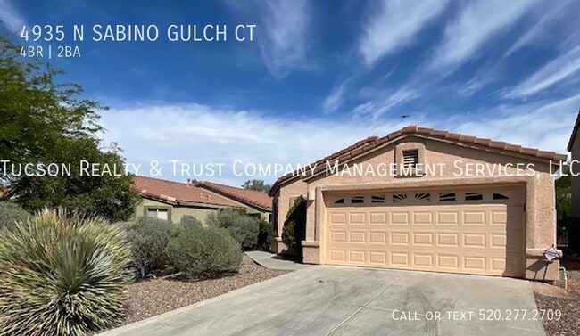Building Photo - 4935 N Sabino Gulch Ct