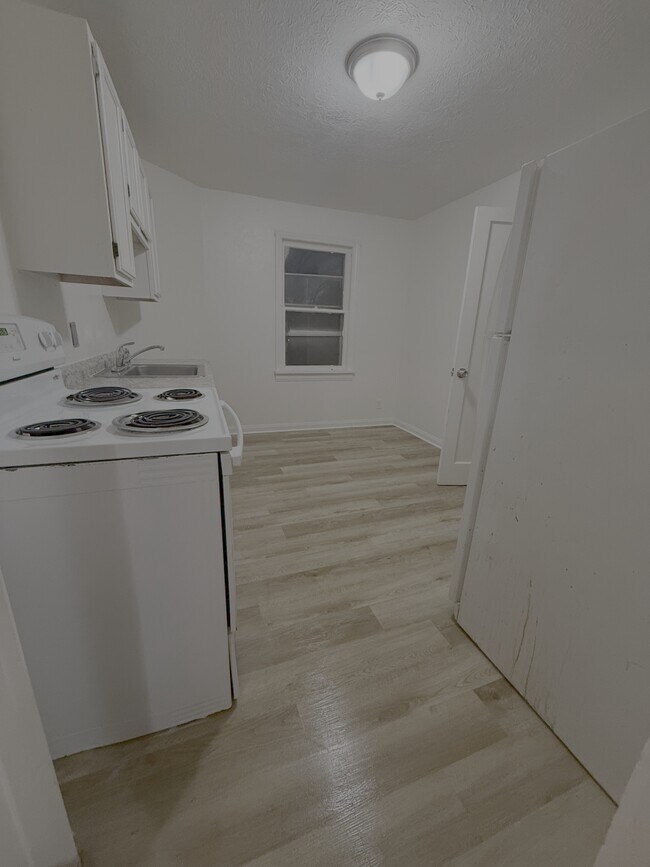 Photo - 2101 5th Ave Unit B
