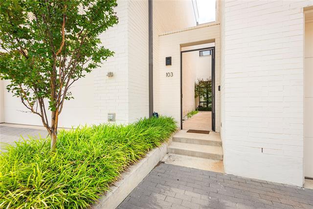 Photo - 610 N Oak Cliff Blvd Condo Unit 103