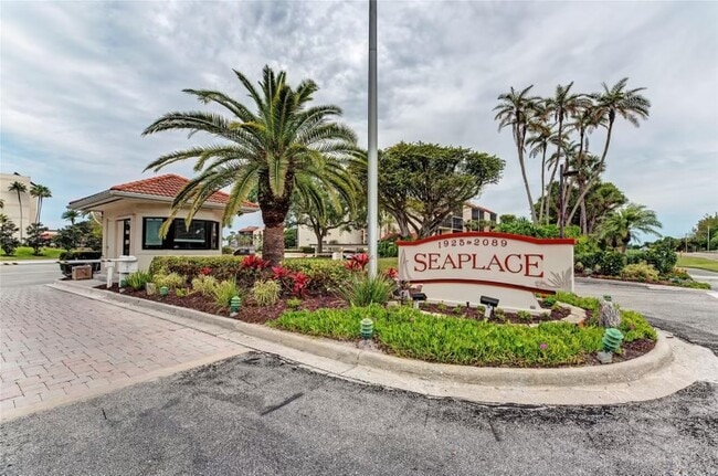 Building Photo - 2039 Gulf of Mexico Dr Unit #G3-108 Rental