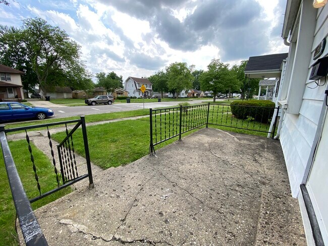 Photo - 2721 Prast Blvd House