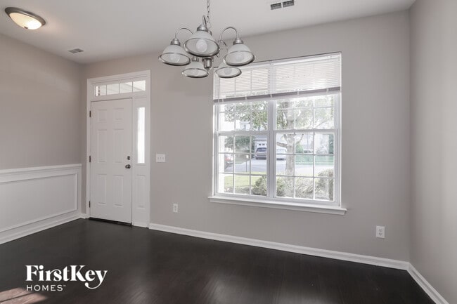 Photo - 9326 Longstone Ln