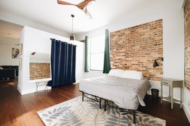 Photo - 915 Franklin St Unit 5H