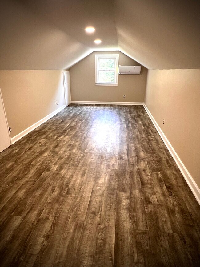 25 Ginger Ln Unit 1