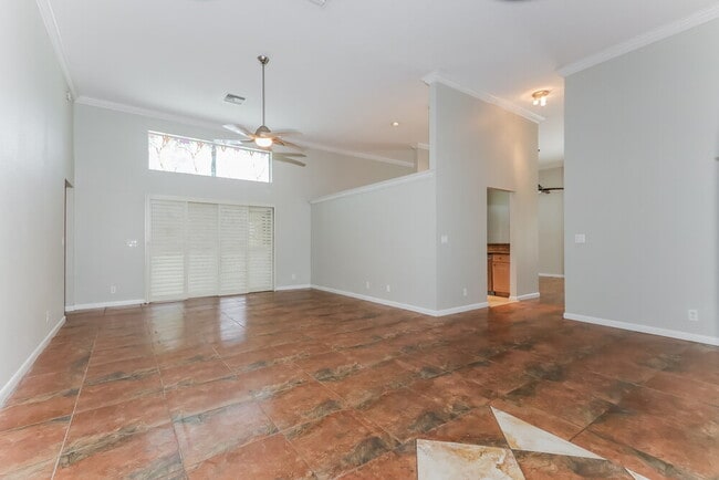 878 Sage Ave