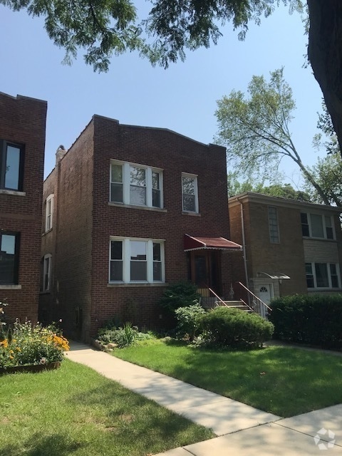 Building Photo - 4419 N Kildare Ave Unit 1 Rental
