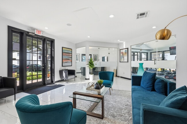 Photo - Woodtrail Apartment Homes