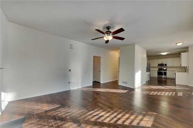 Photo - 2338 Talamill Dr NE