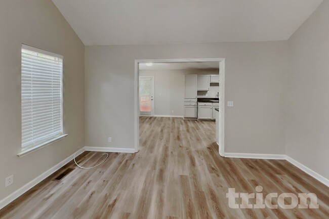 2805 Blackwood Dr