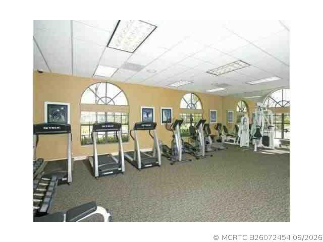 1445 Lake Crystal Dr Unidad H