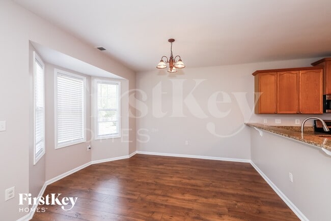 Photo - 3000 Semmes Ln