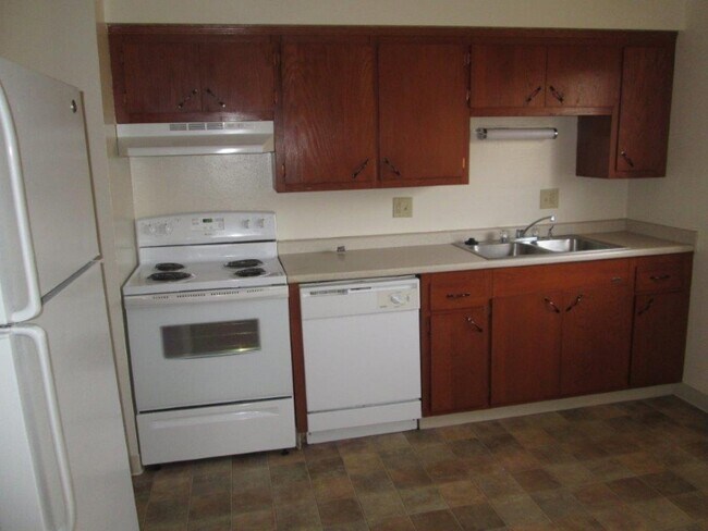 Photo - 2701C Halsted Rd