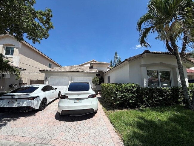 Building Photo - 10900 NW 72nd St