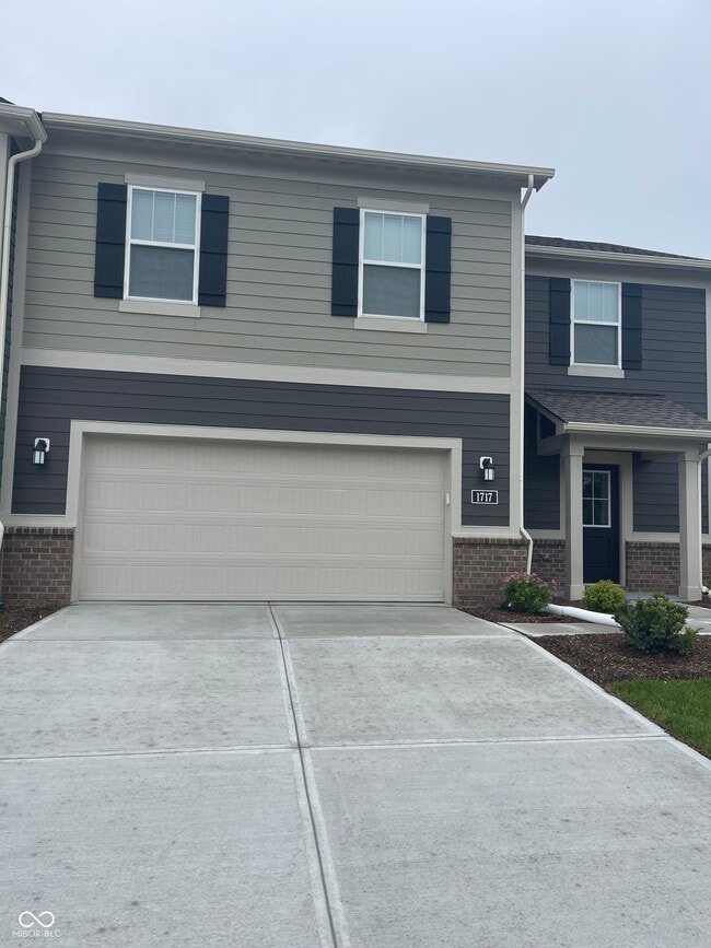 Building Photo - 1717 Woods Edge Dr