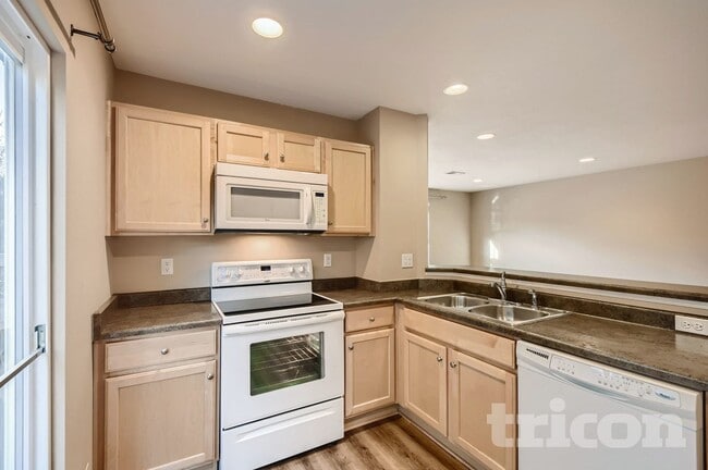 Photo - 2172 Willow Ct