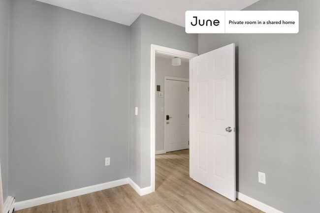 Photo - Room in Shared 3 bed/1 bath home Unit B