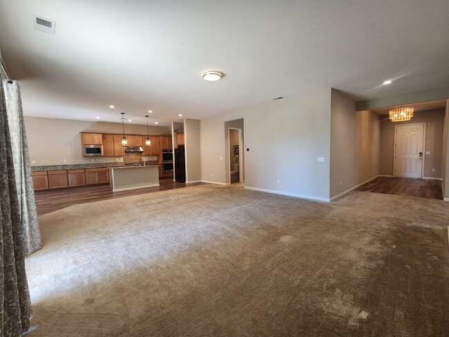 Photo - 2500 sq ft home in the Stonebrook area of ...