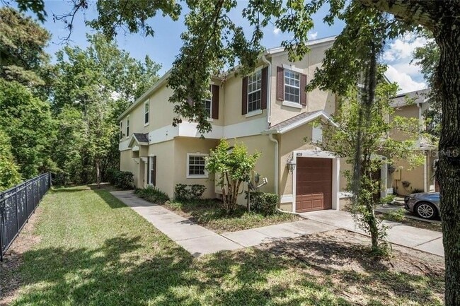 Building Photo - 1951 Sunset Palm Dr