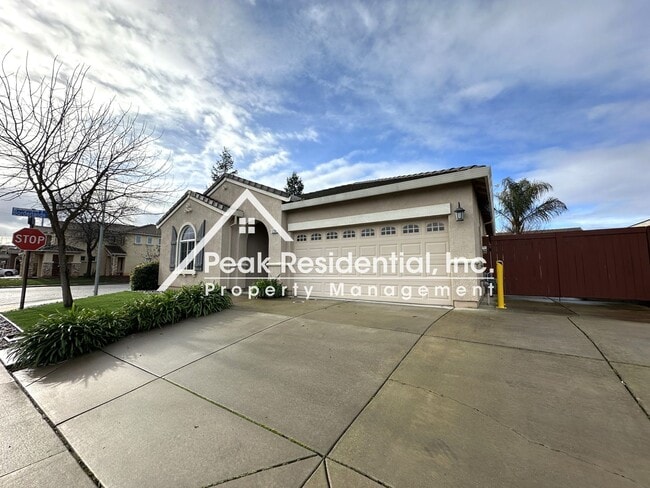 Photo - Beautiful Rancho Cordova 3bd/2.5ba Home With 2 Car Garage!